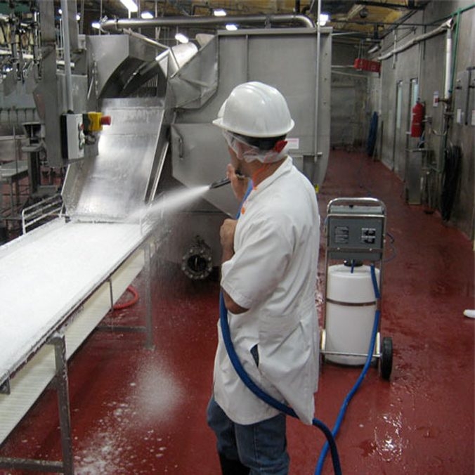 Foam Cleaning Program for the Food & Beverage Industry